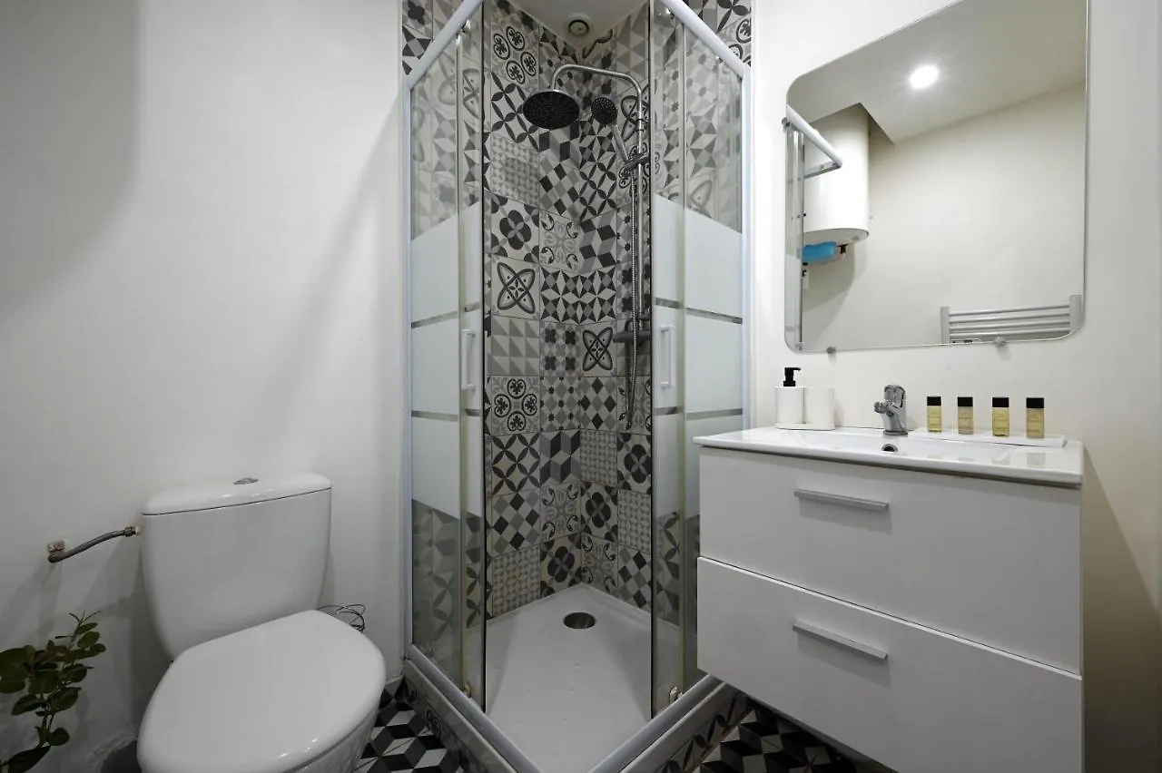 Atypical & Spacious Apartment Close To Most Beautiful Park Morceau Paris